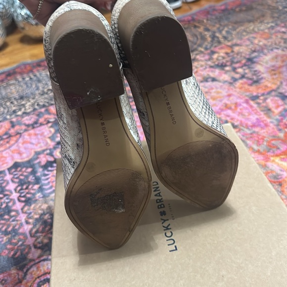 Lucky Brand Jabilo Snake Print Leather Block Heel Western Booties Size 6.5 - Picture 12 of 14